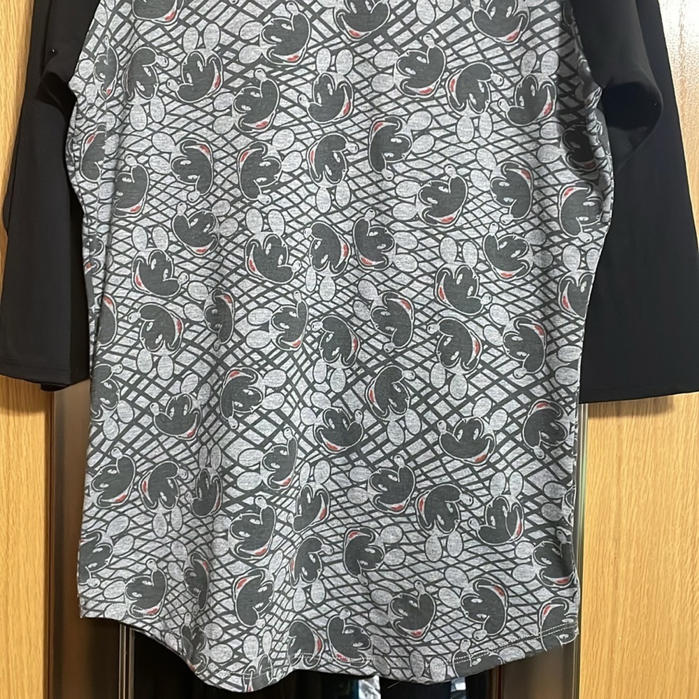 LuLaRoe Disney Mickey Mouse size Small tunic length blouse solid sleeves - Picture 3 of 8